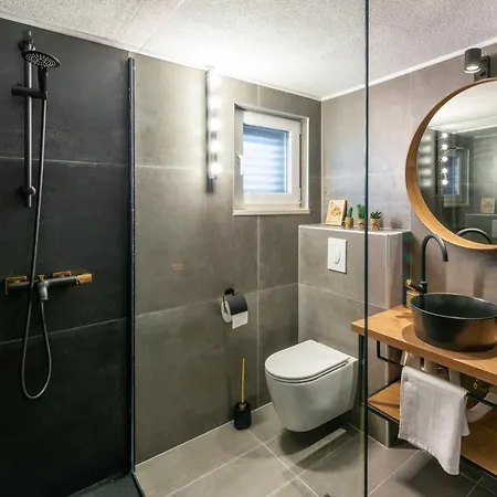 Bella Casa Eta * 오레비츠